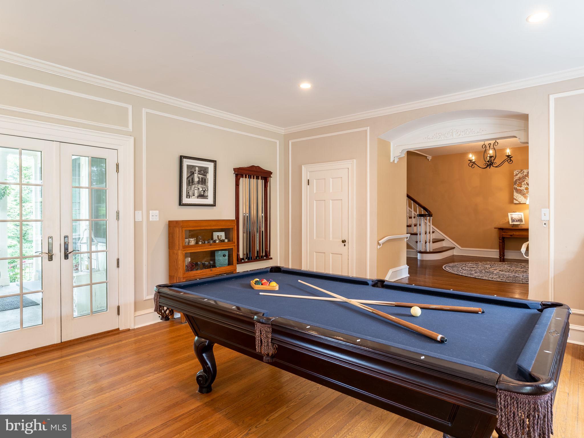 MERION GOLF MANOR - Residential