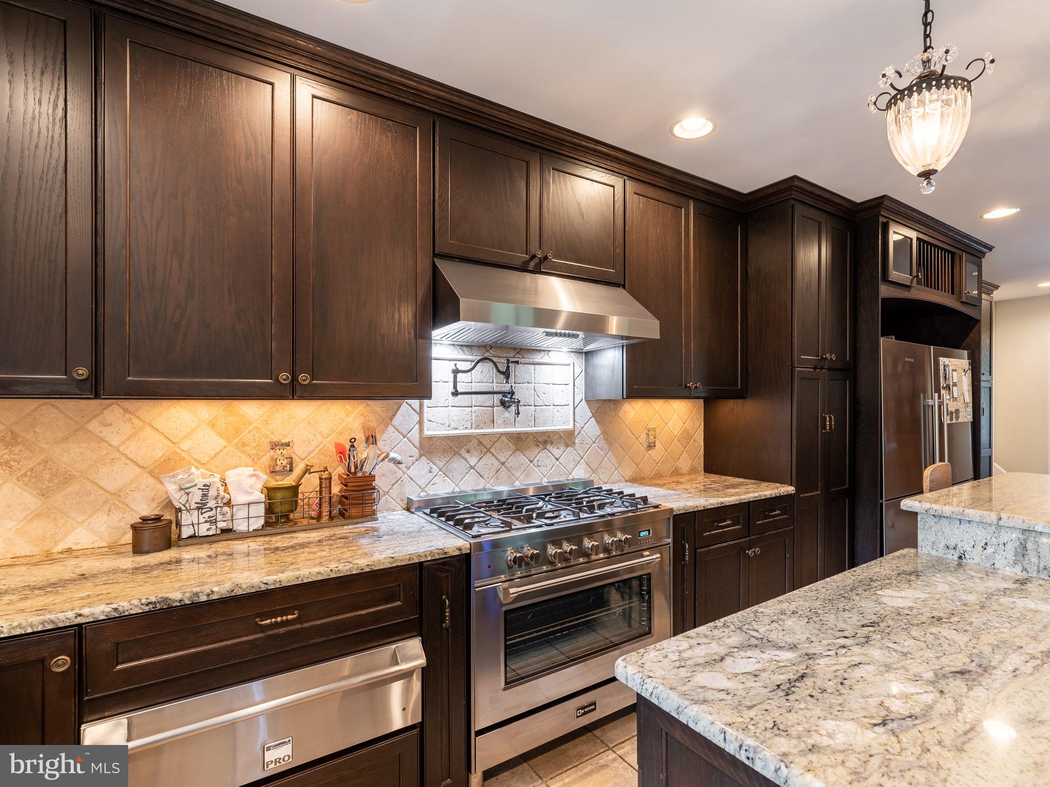 MERION GOLF MANOR - Residential
