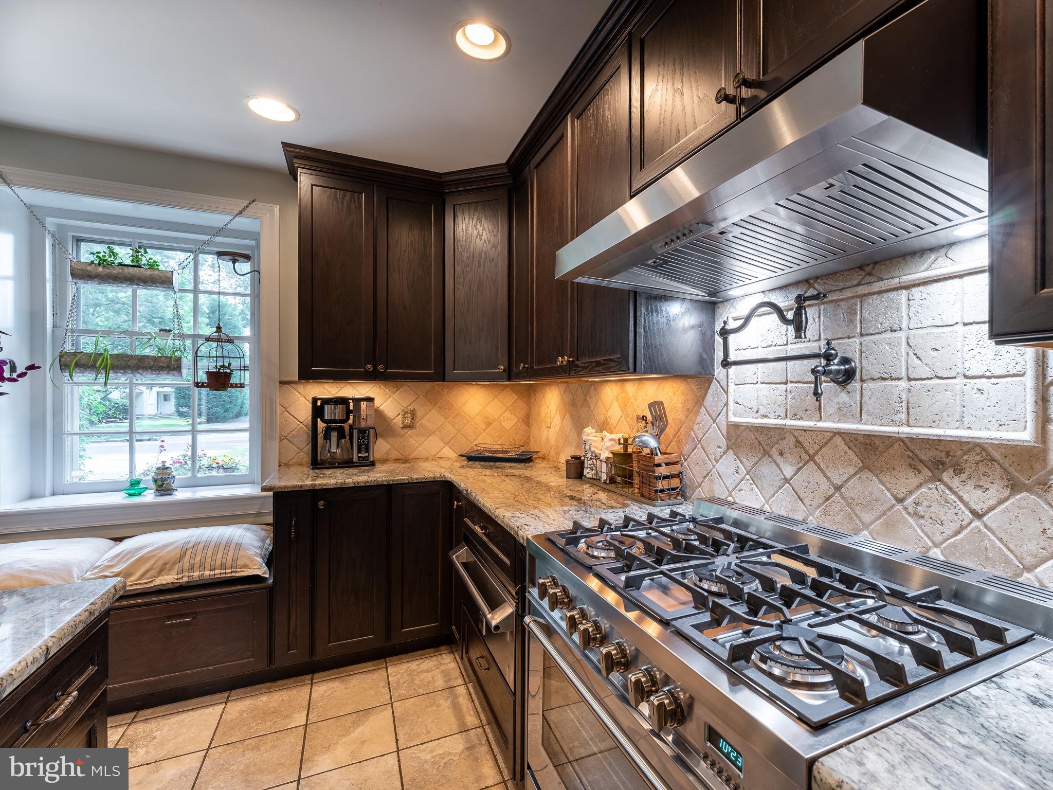 MERION GOLF MANOR - Residential