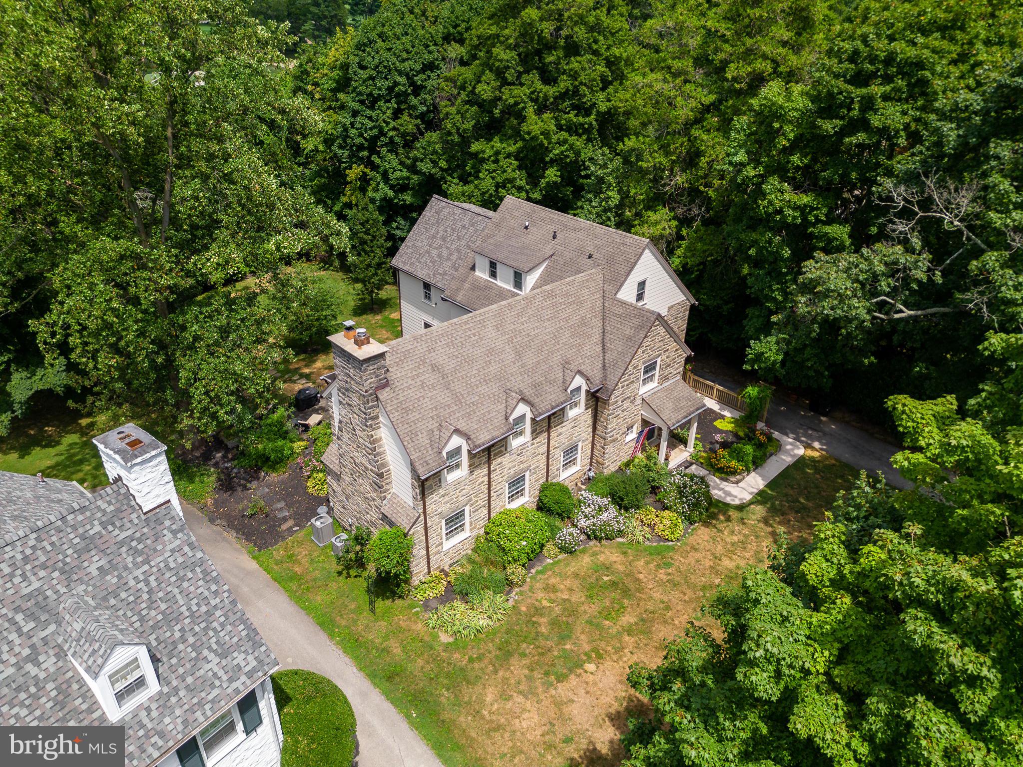 MERION GOLF MANOR - Residential