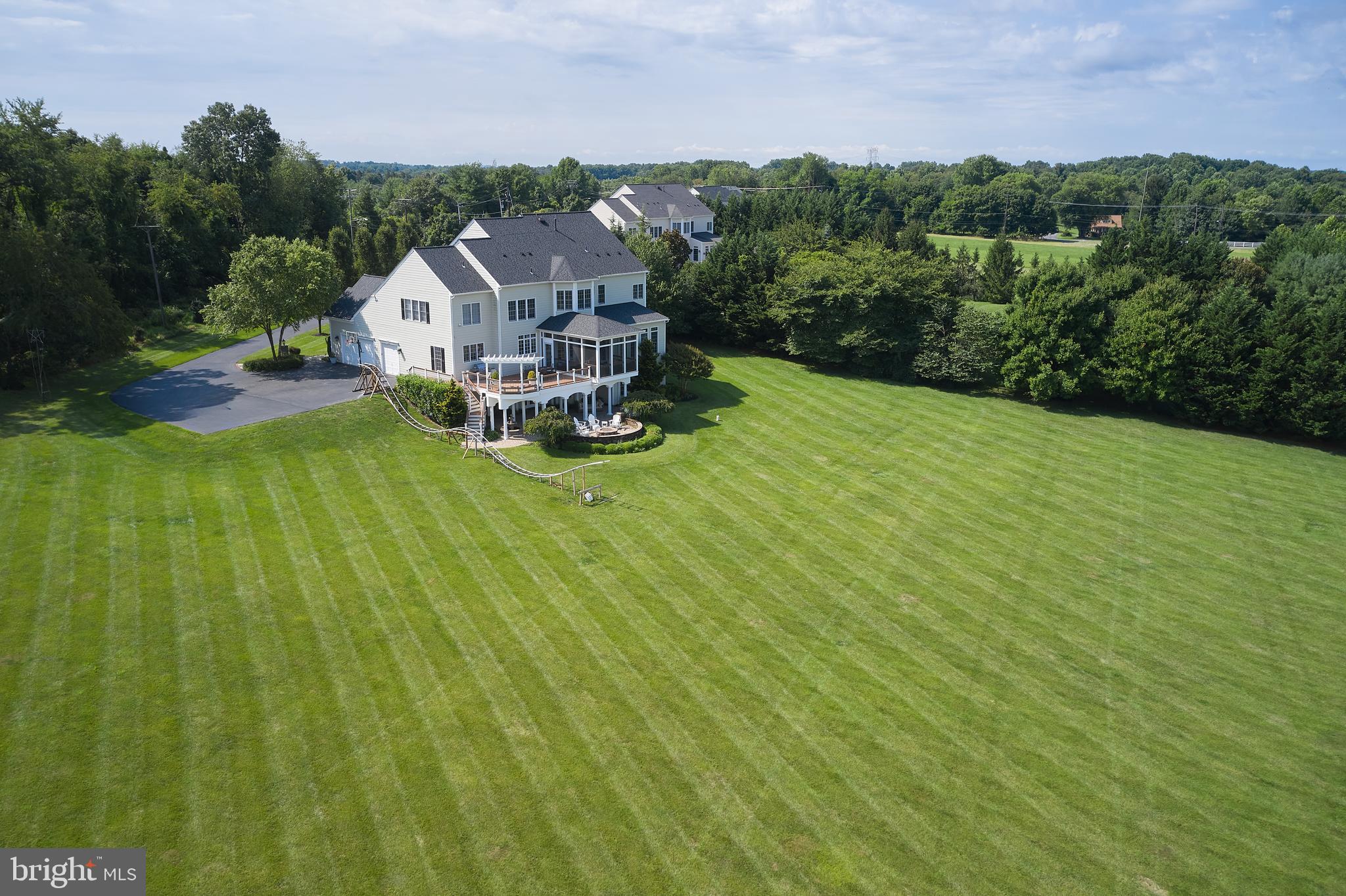 GOLF ESTATES - Residential