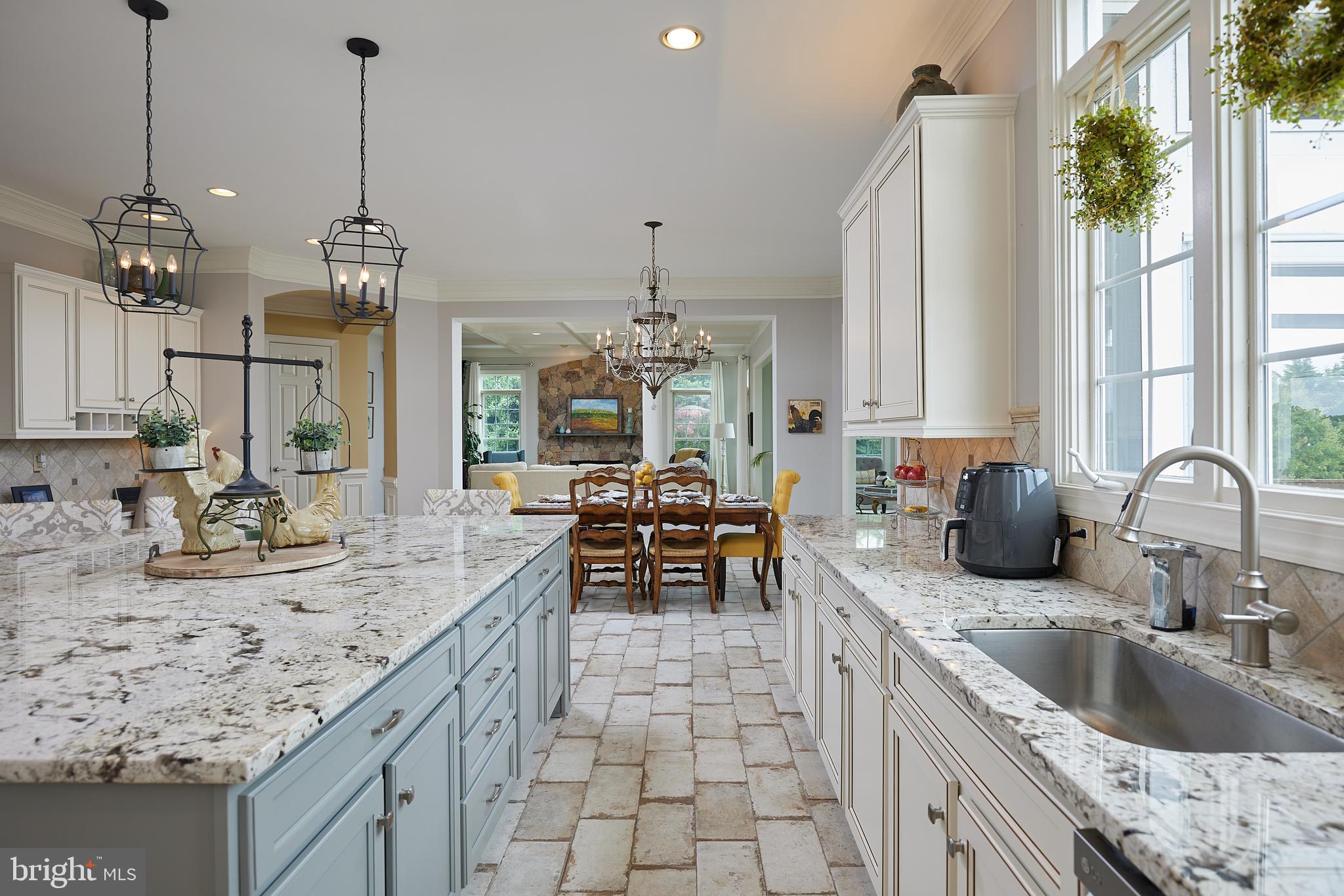 GOLF ESTATES - Residential