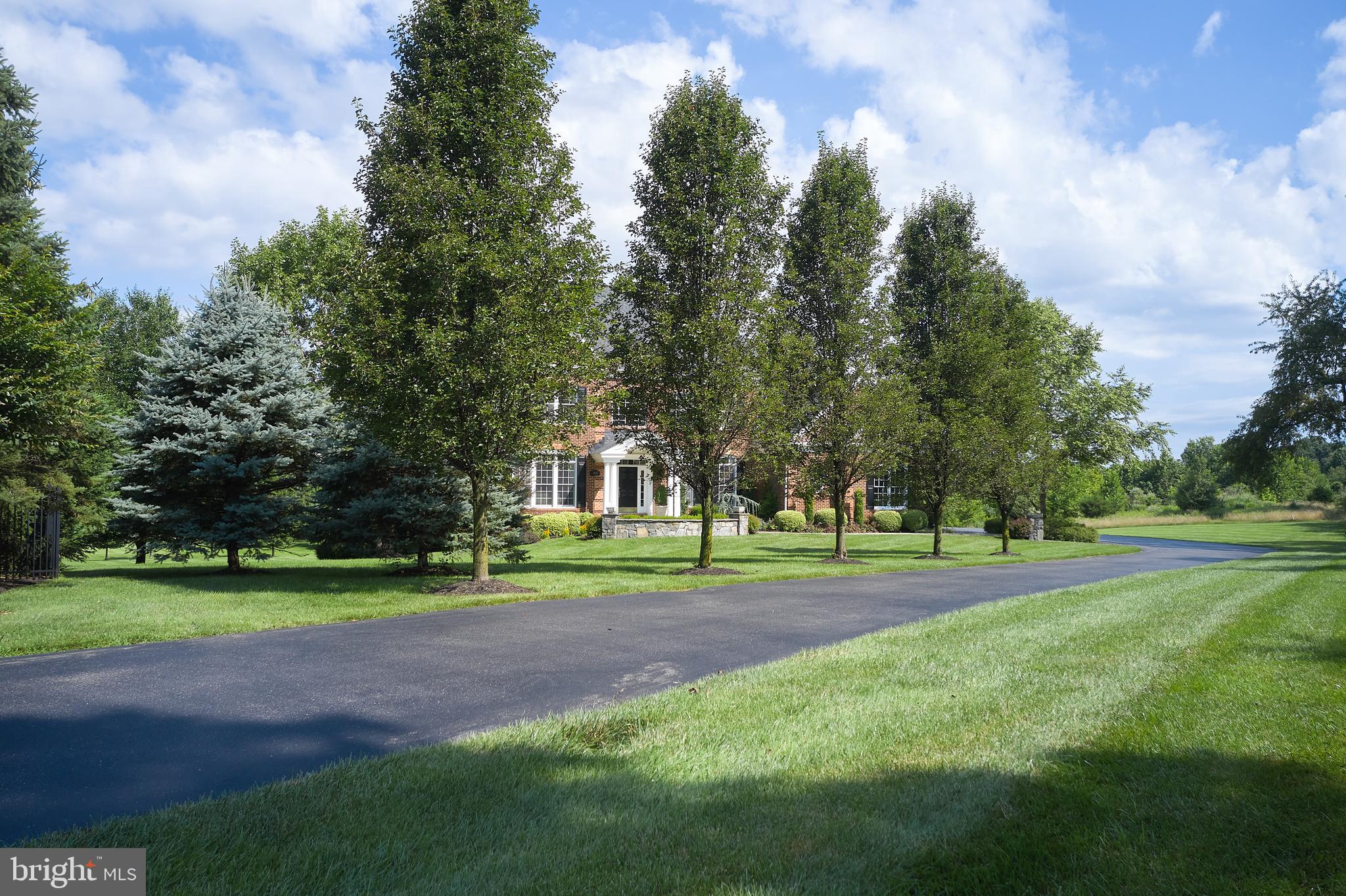 GOLF ESTATES - Residential