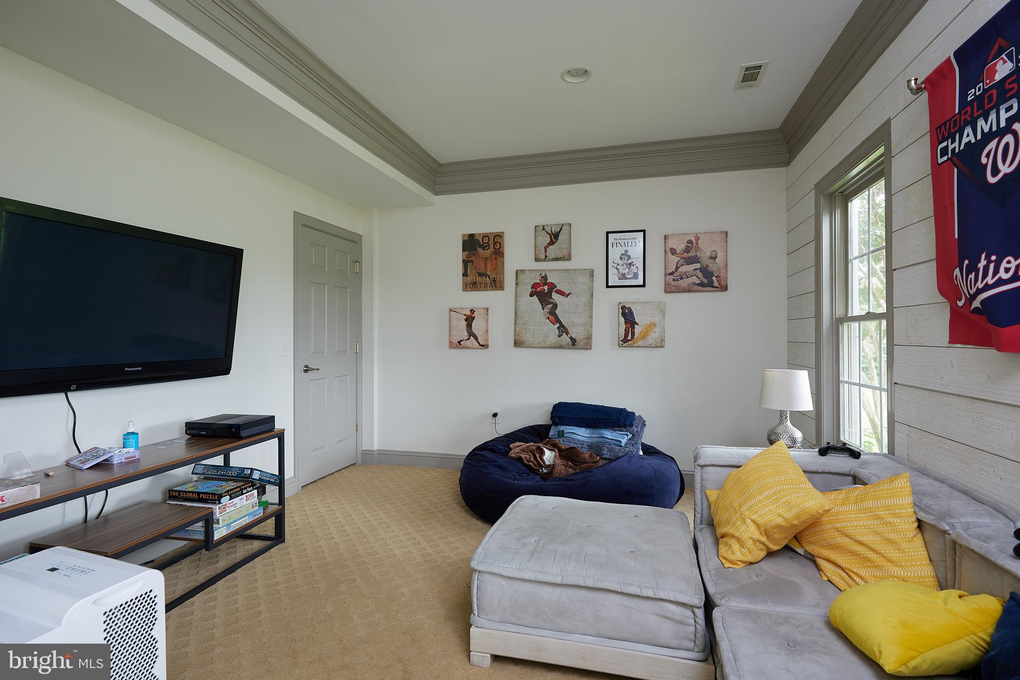 GOLF ESTATES - Residential