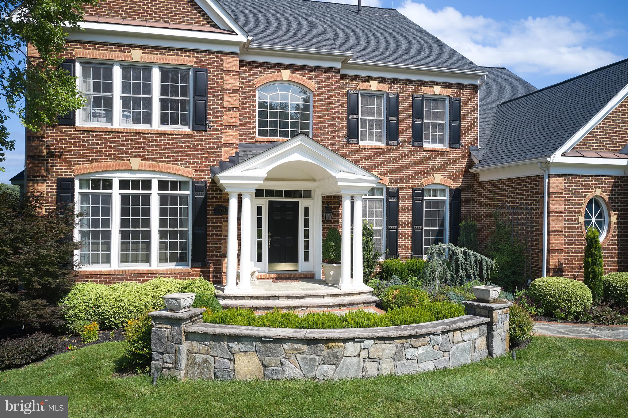 GOLF ESTATES - Residential