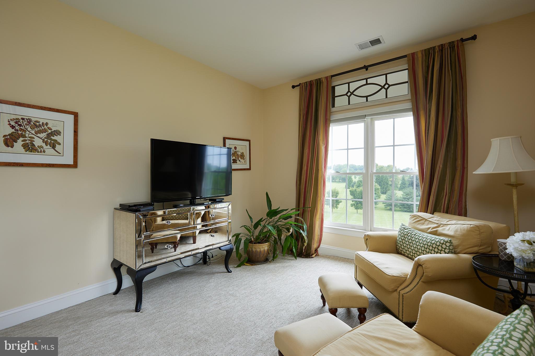 GOLF ESTATES - Residential