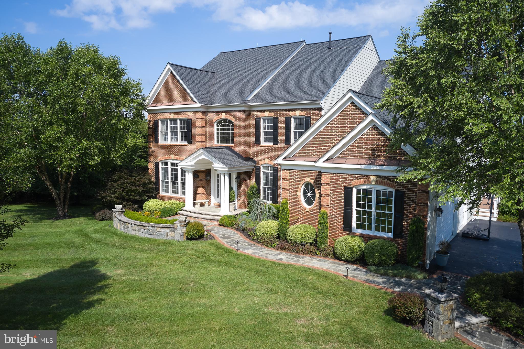 GOLF ESTATES - Residential