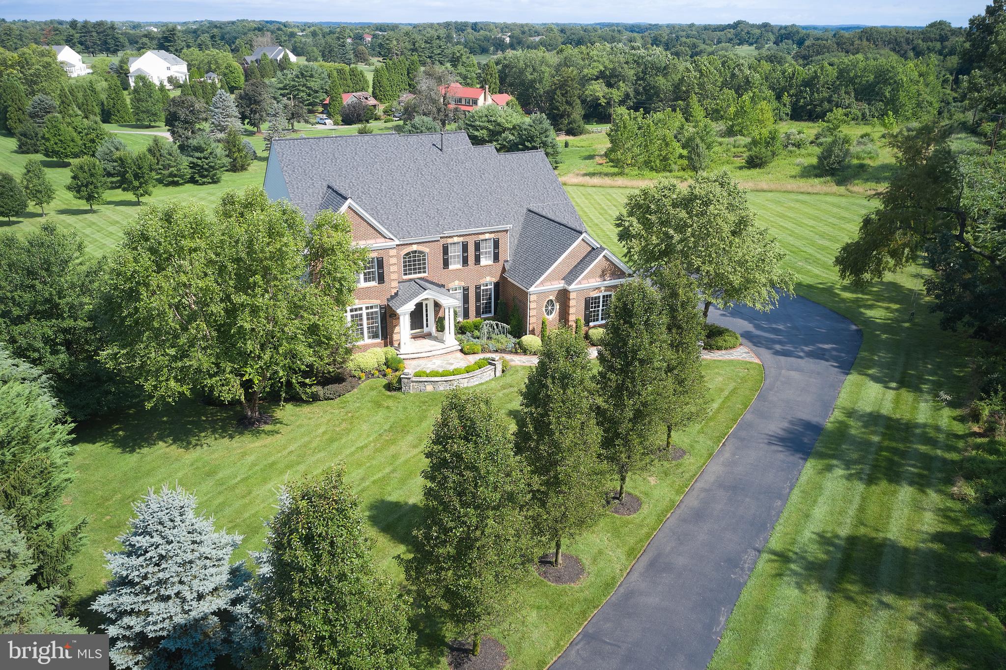 GOLF ESTATES - Residential