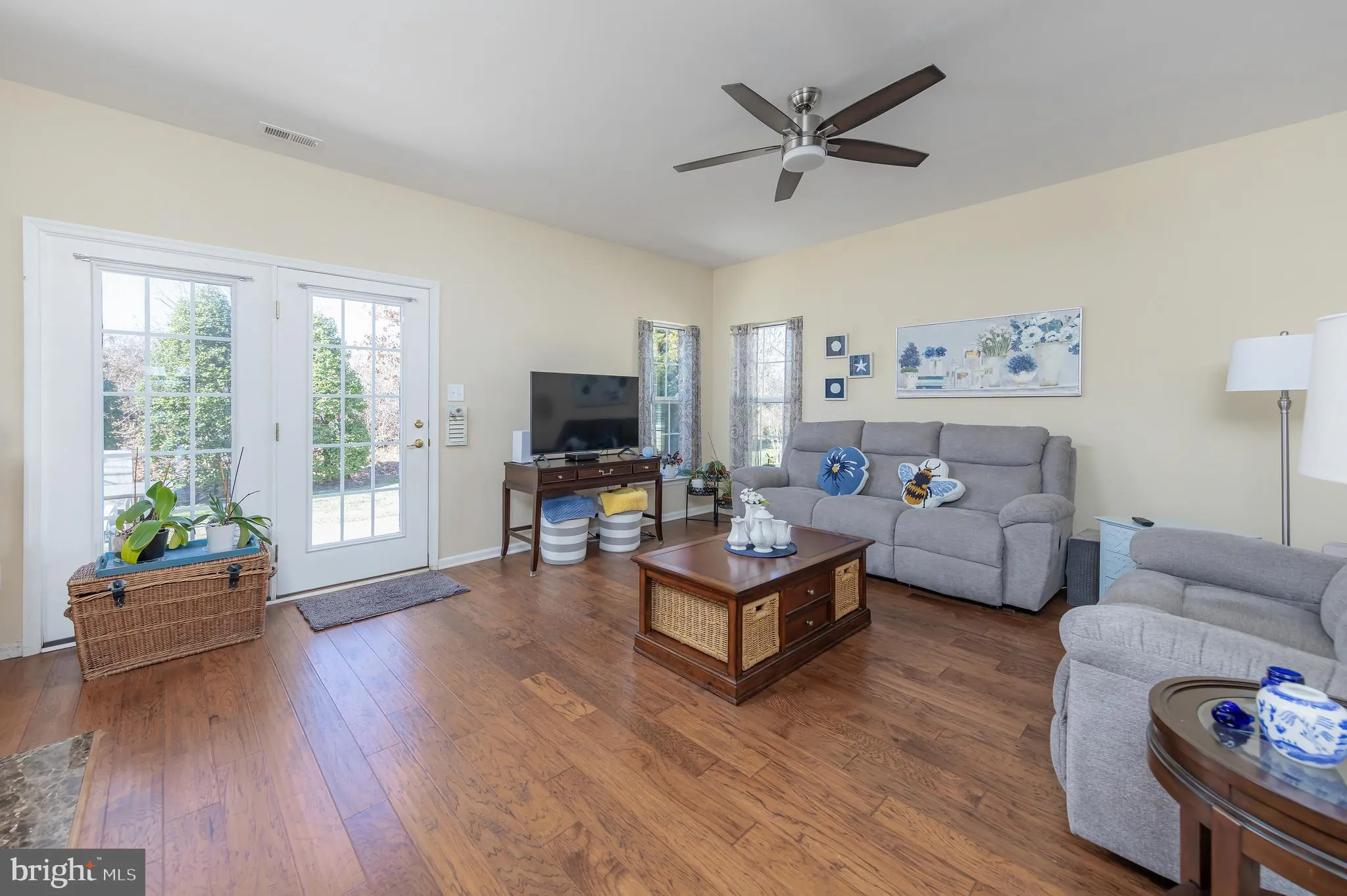 Glassboro, New Jersey 08028, United States, 3 Bedrooms Bedrooms, ,2 BathroomsBathrooms,Residential,Active,89979