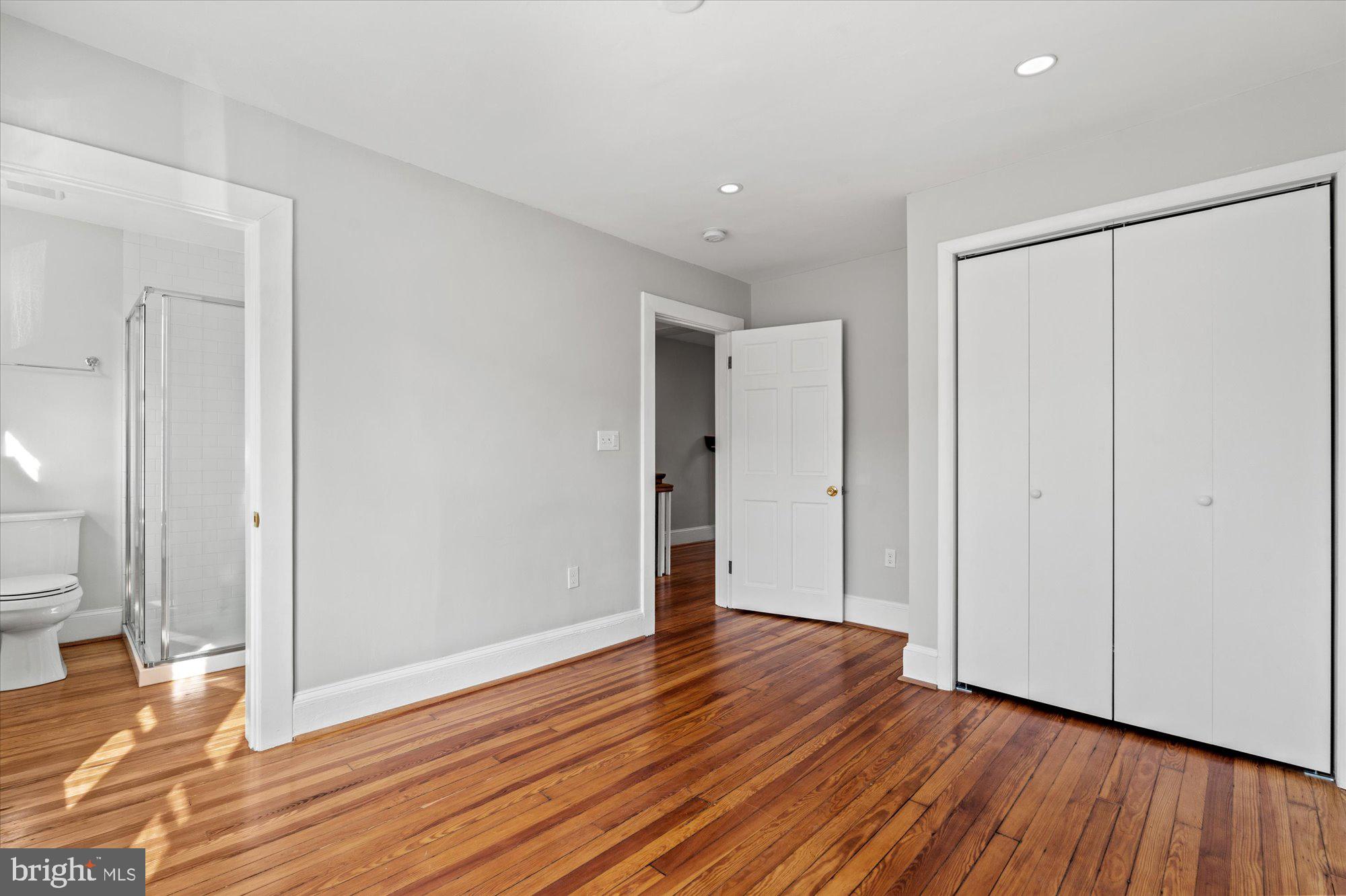 OLD TOWN - Residential Lease