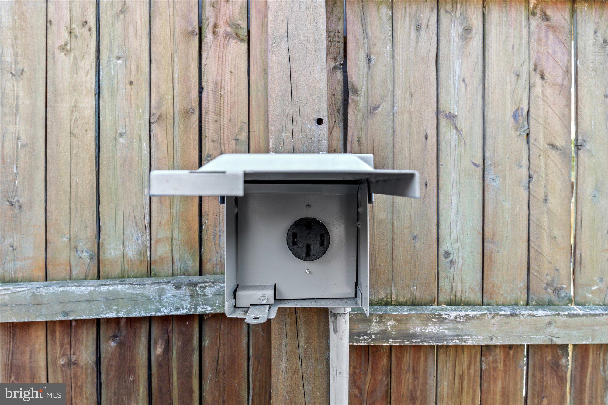 OLD TOWN - Residential Lease