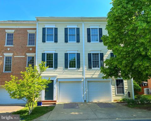 Photo of 124 Rolling Trace, FALLS CHURCH, VA 22046 (MLS # VAFA2003806)