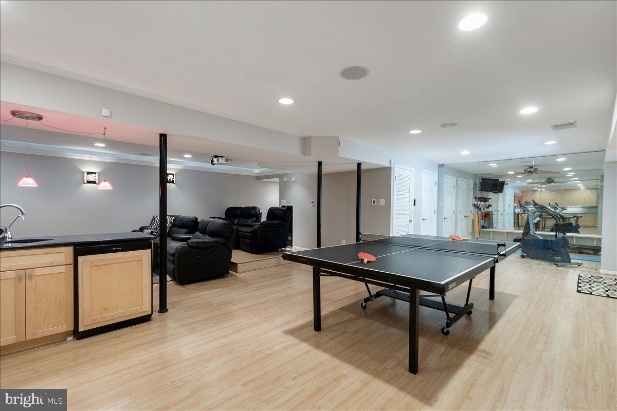 FOXVALE - Residential