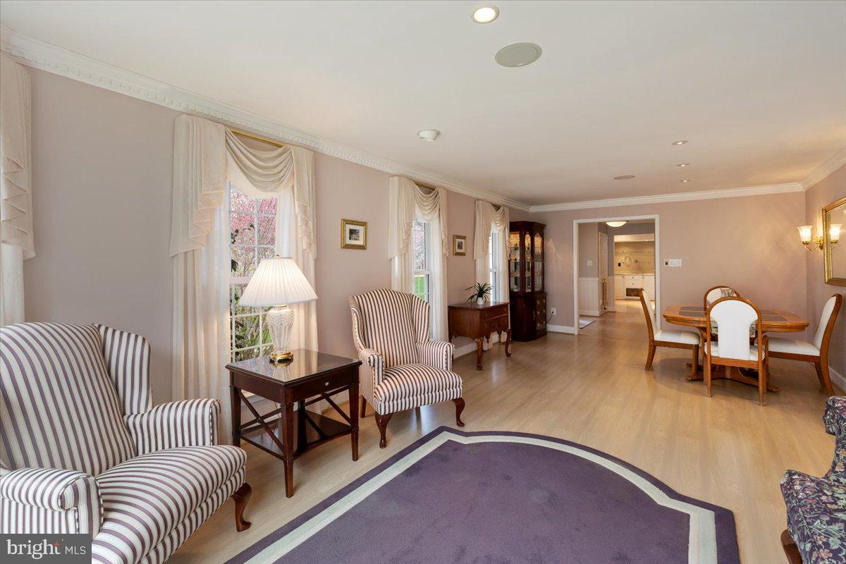 FOXVALE - Residential