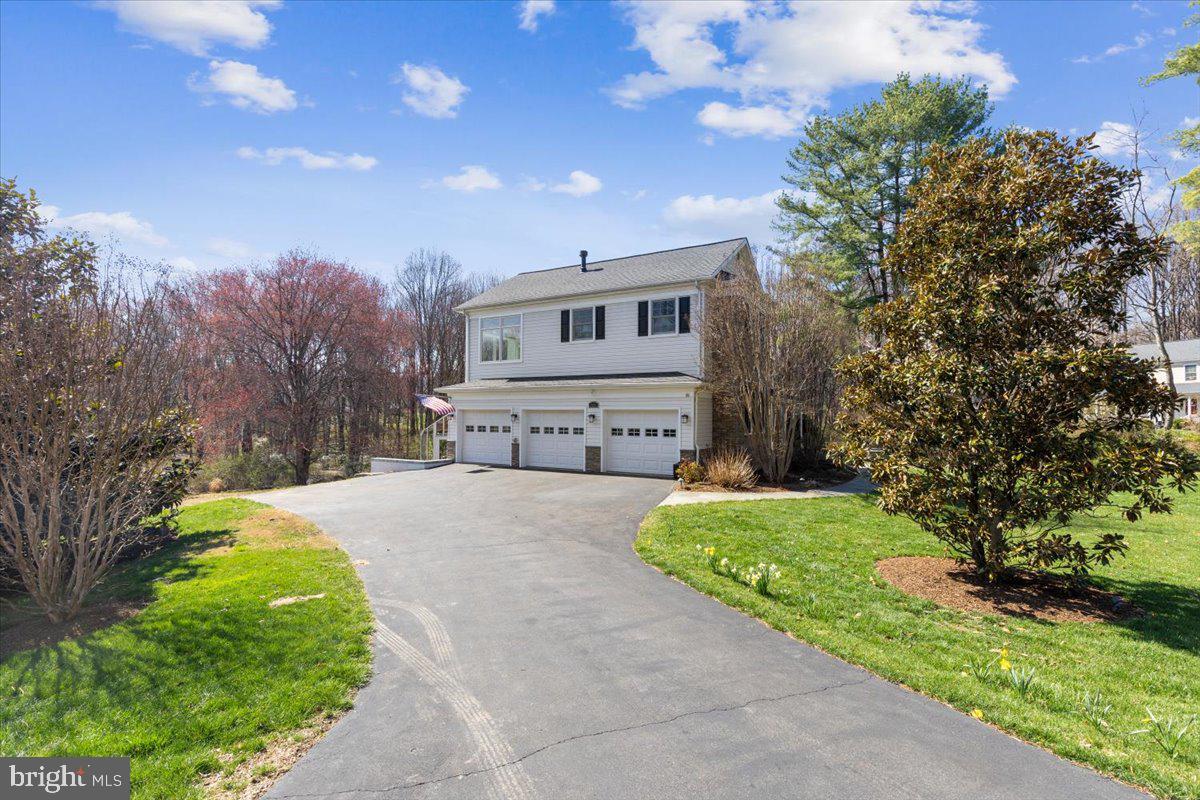 FOXVALE - Residential