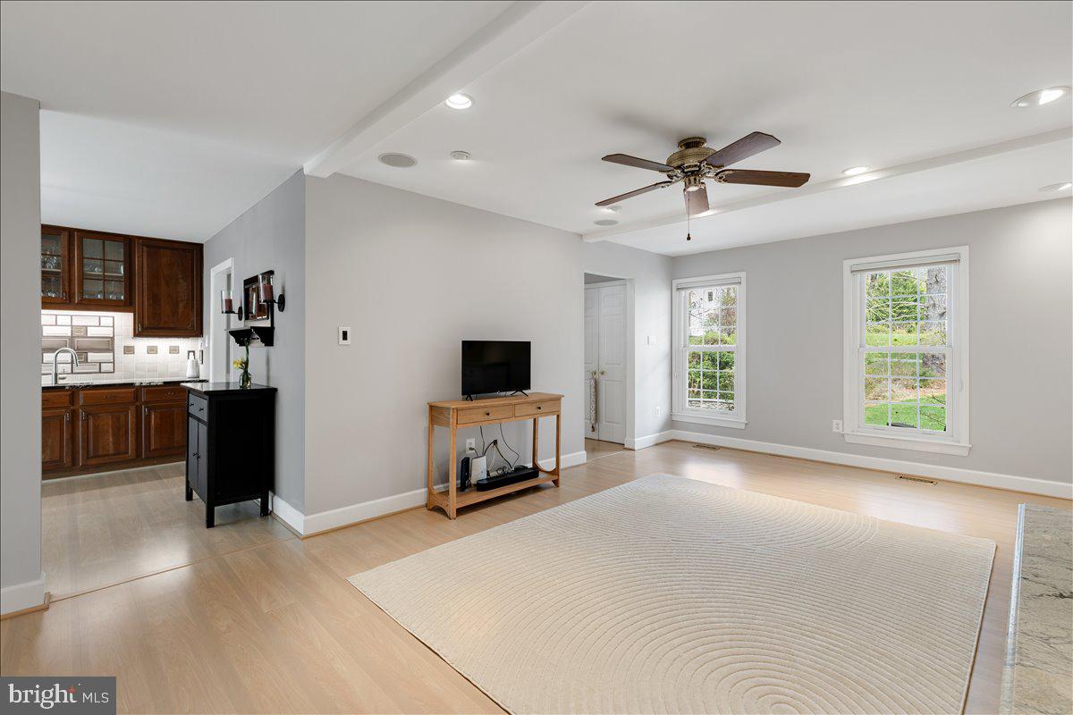 FOXVALE - Residential