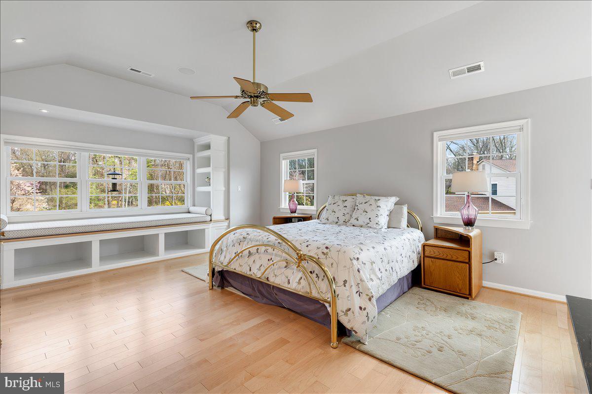 FOXVALE - Residential