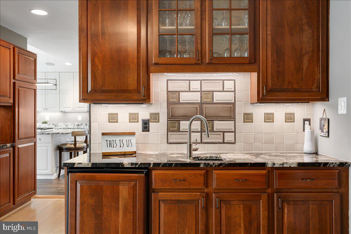 FOXVALE - Residential