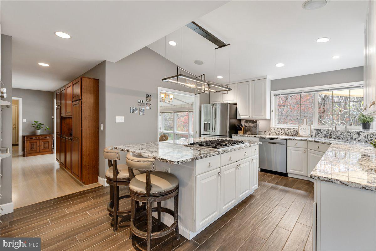 FOXVALE - Residential