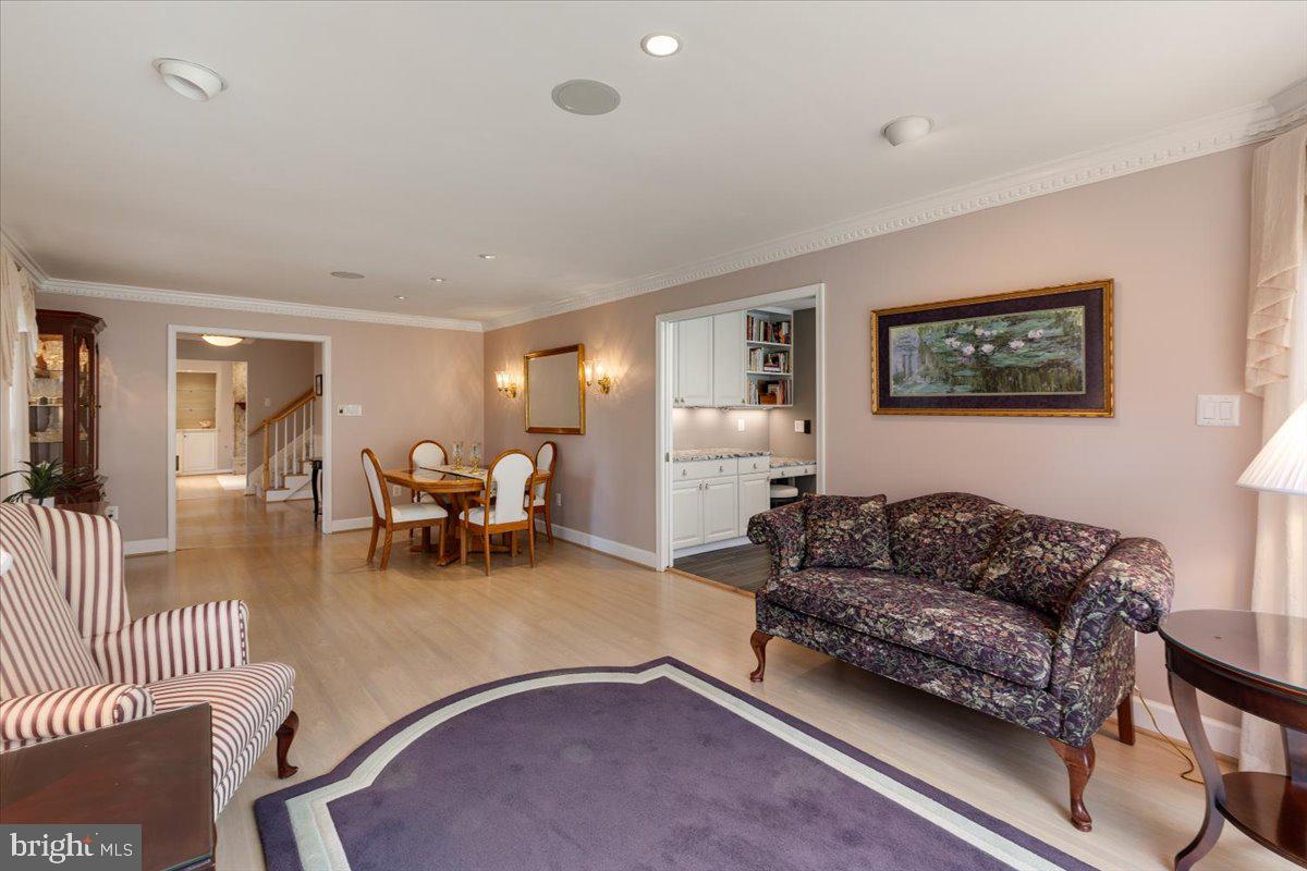 FOXVALE - Residential