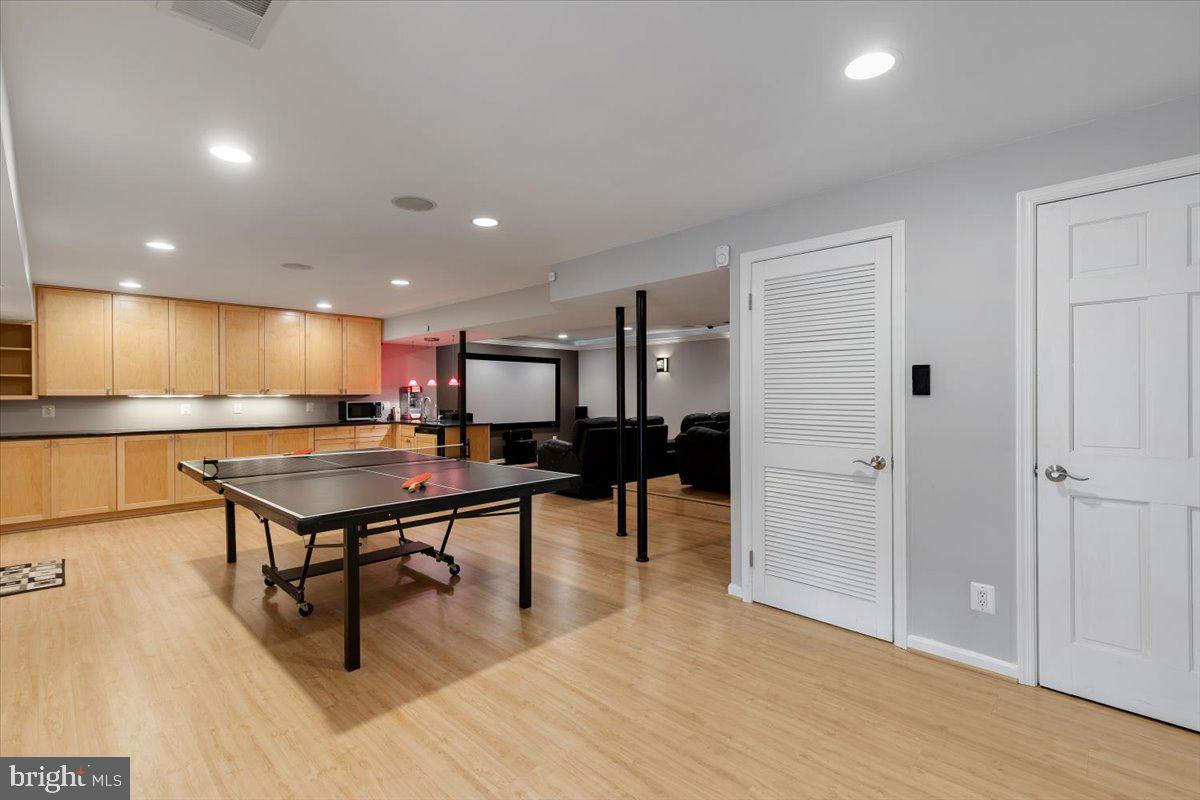 FOXVALE - Residential