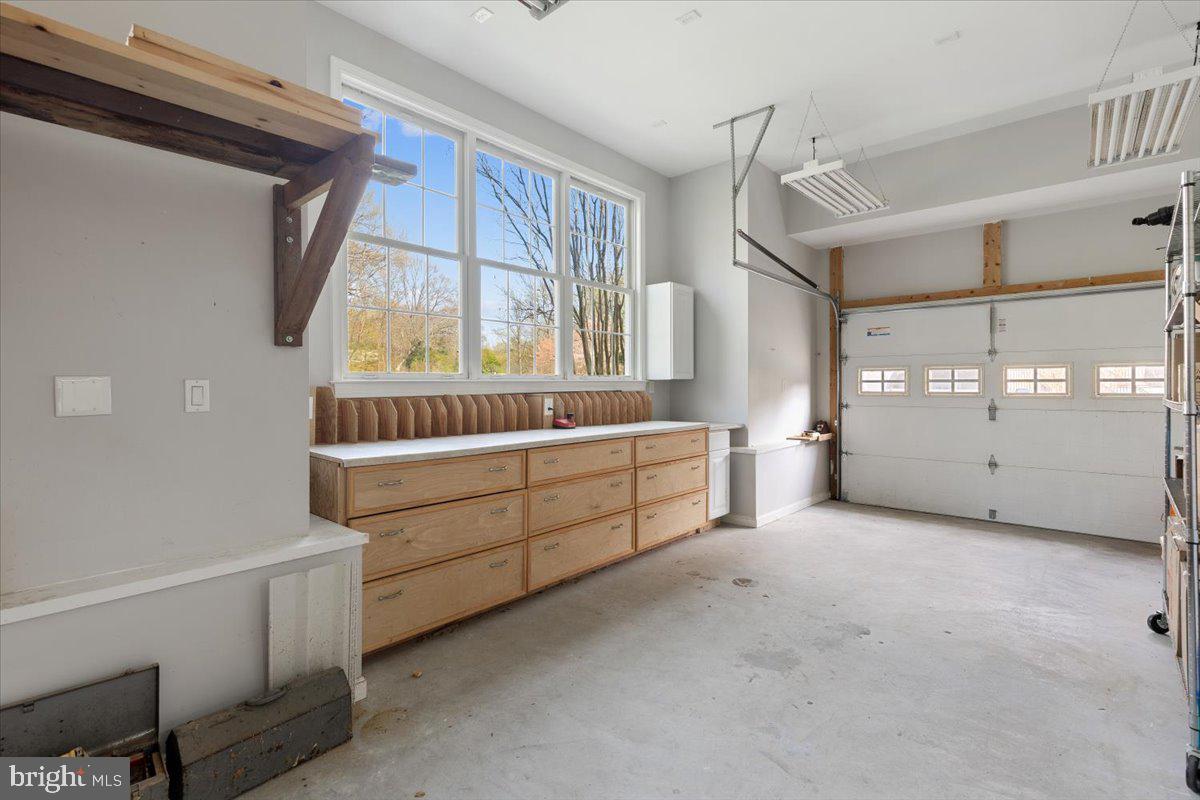 FOXVALE - Residential