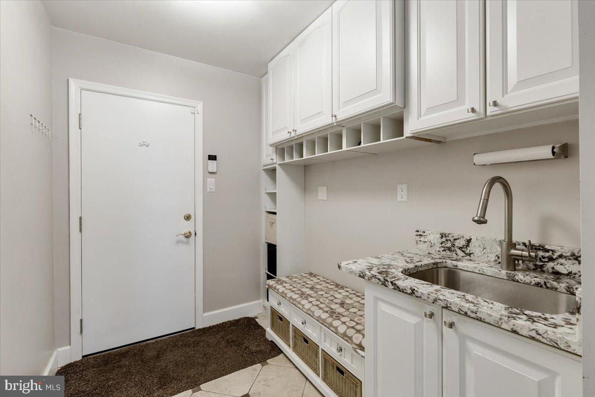 FOXVALE - Residential