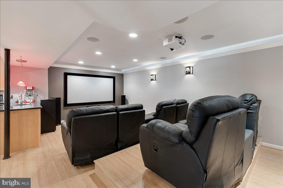 FOXVALE - Residential