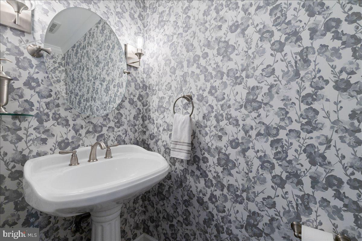 FOXVALE - Residential