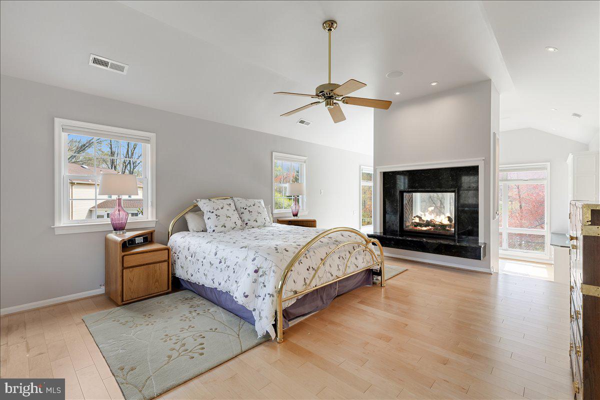 FOXVALE - Residential