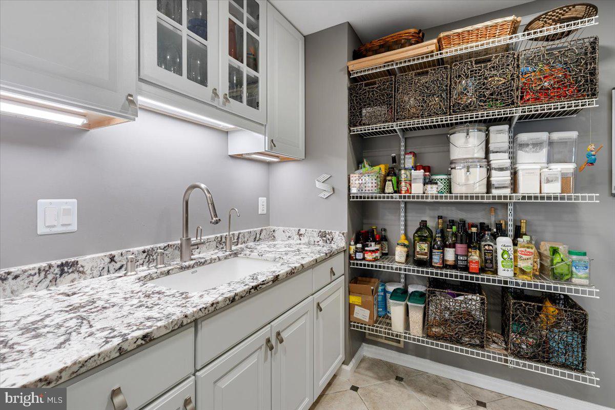 FOXVALE - Residential