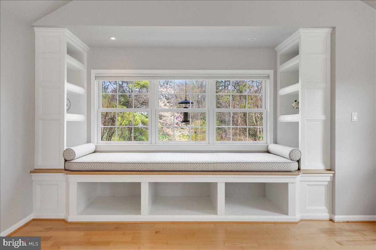 FOXVALE - Residential