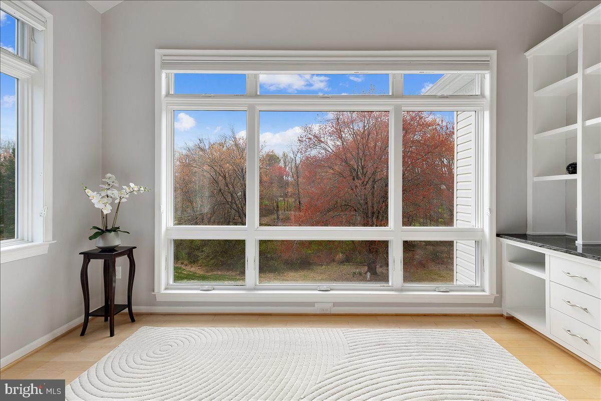 FOXVALE - Residential