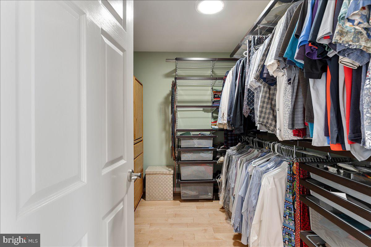 FOXVALE - Residential