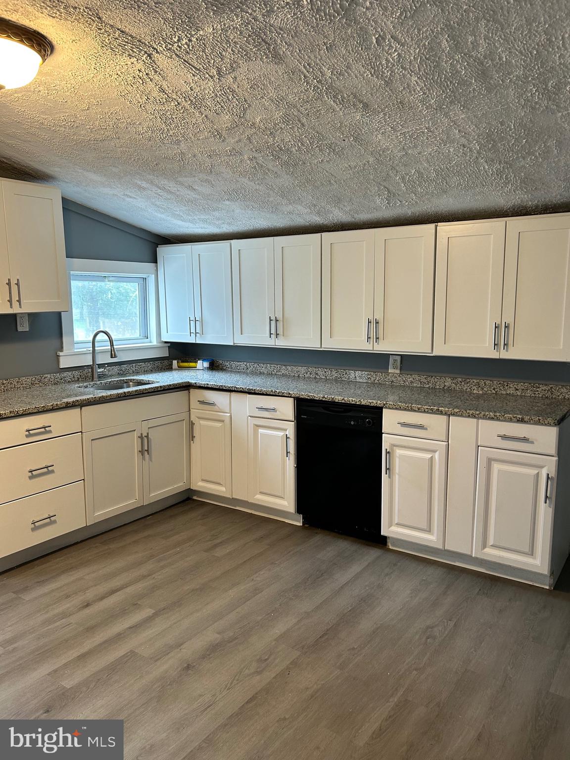 NONE AVA ILABLE - Residential