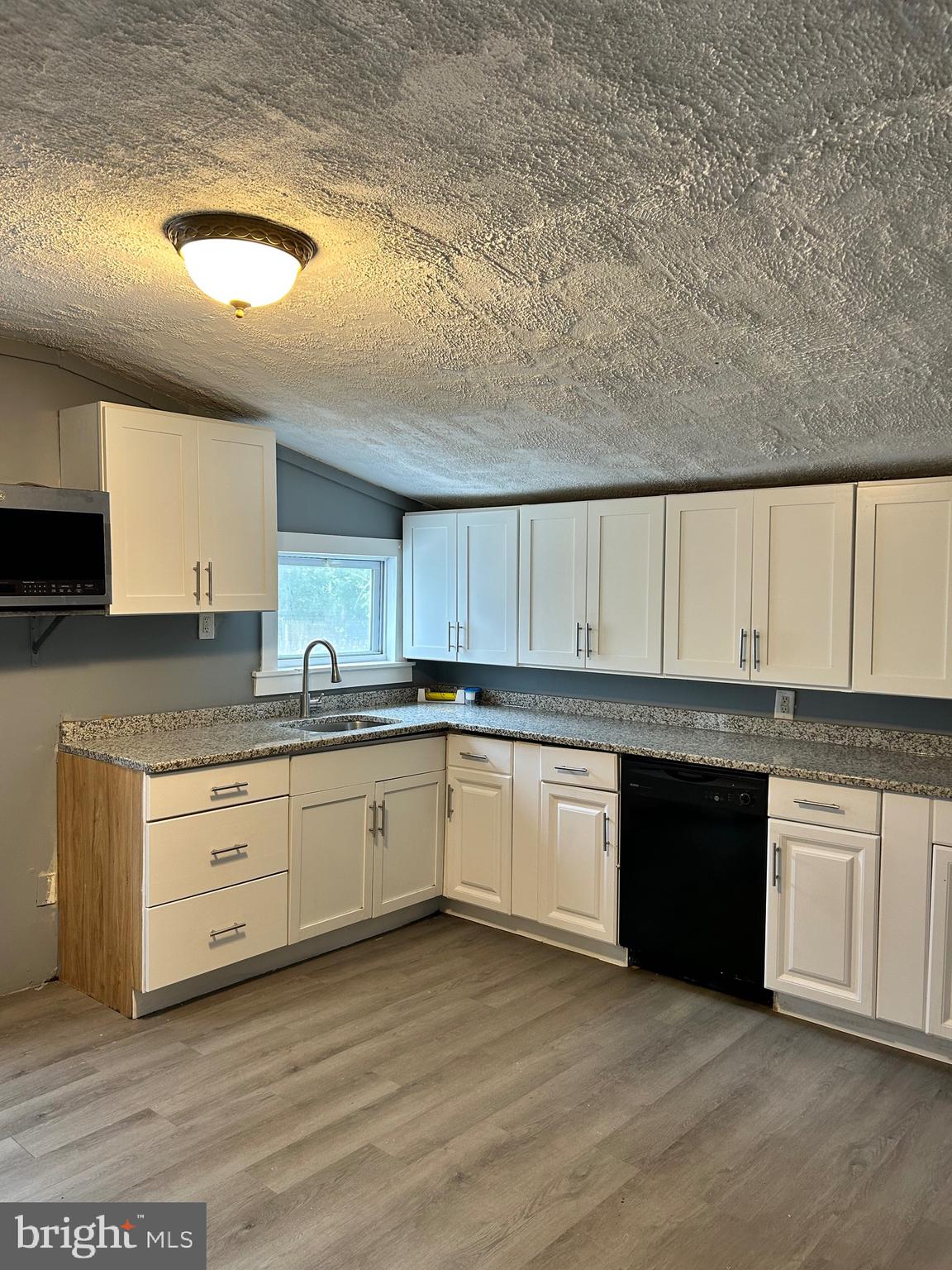 NONE AVA ILABLE - Residential