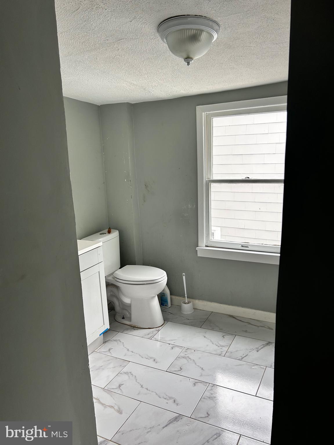 NONE AVA ILABLE - Residential