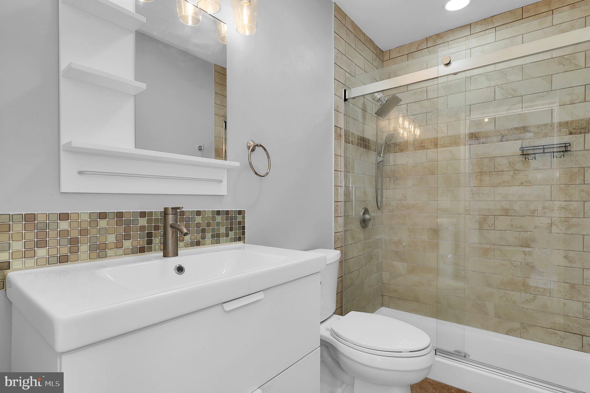 LINWOOD - Residential