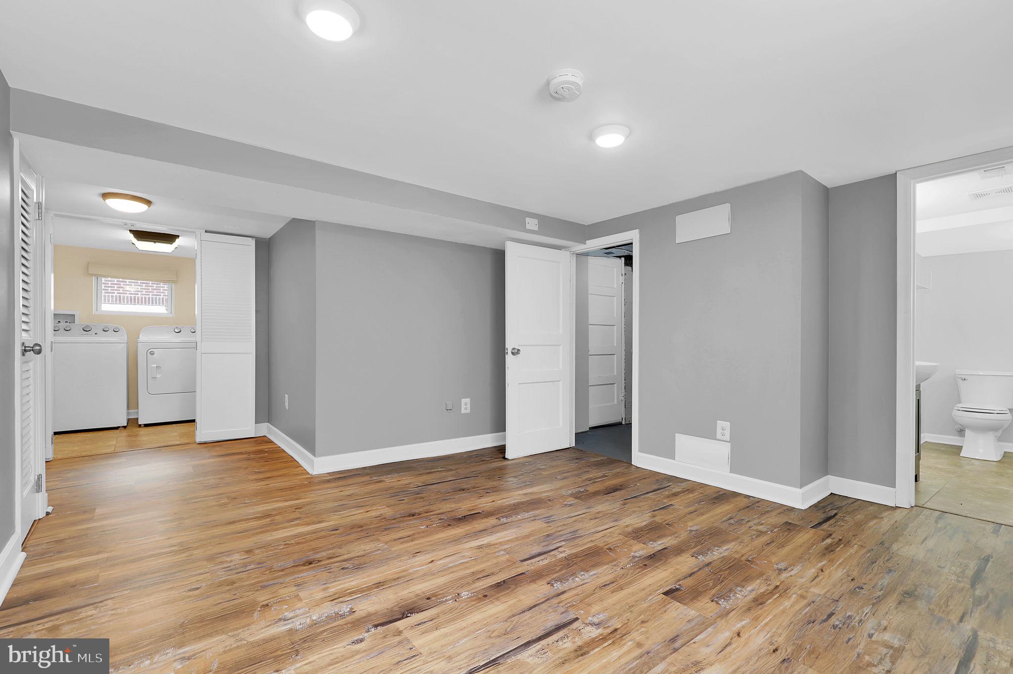 LINWOOD - Residential