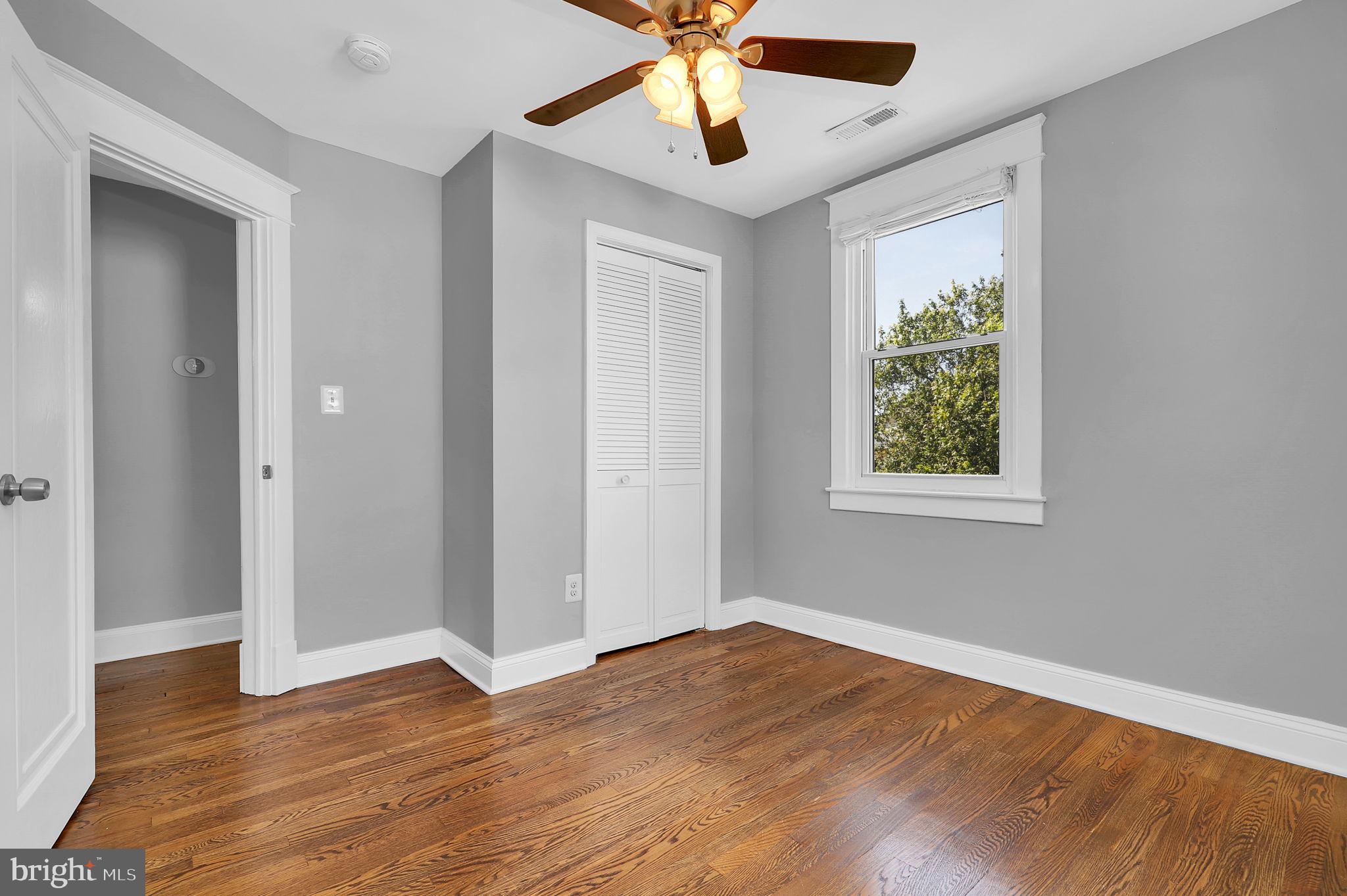 LINWOOD - Residential