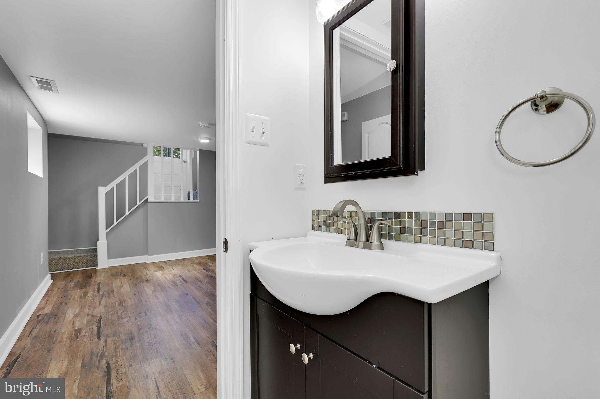 LINWOOD - Residential