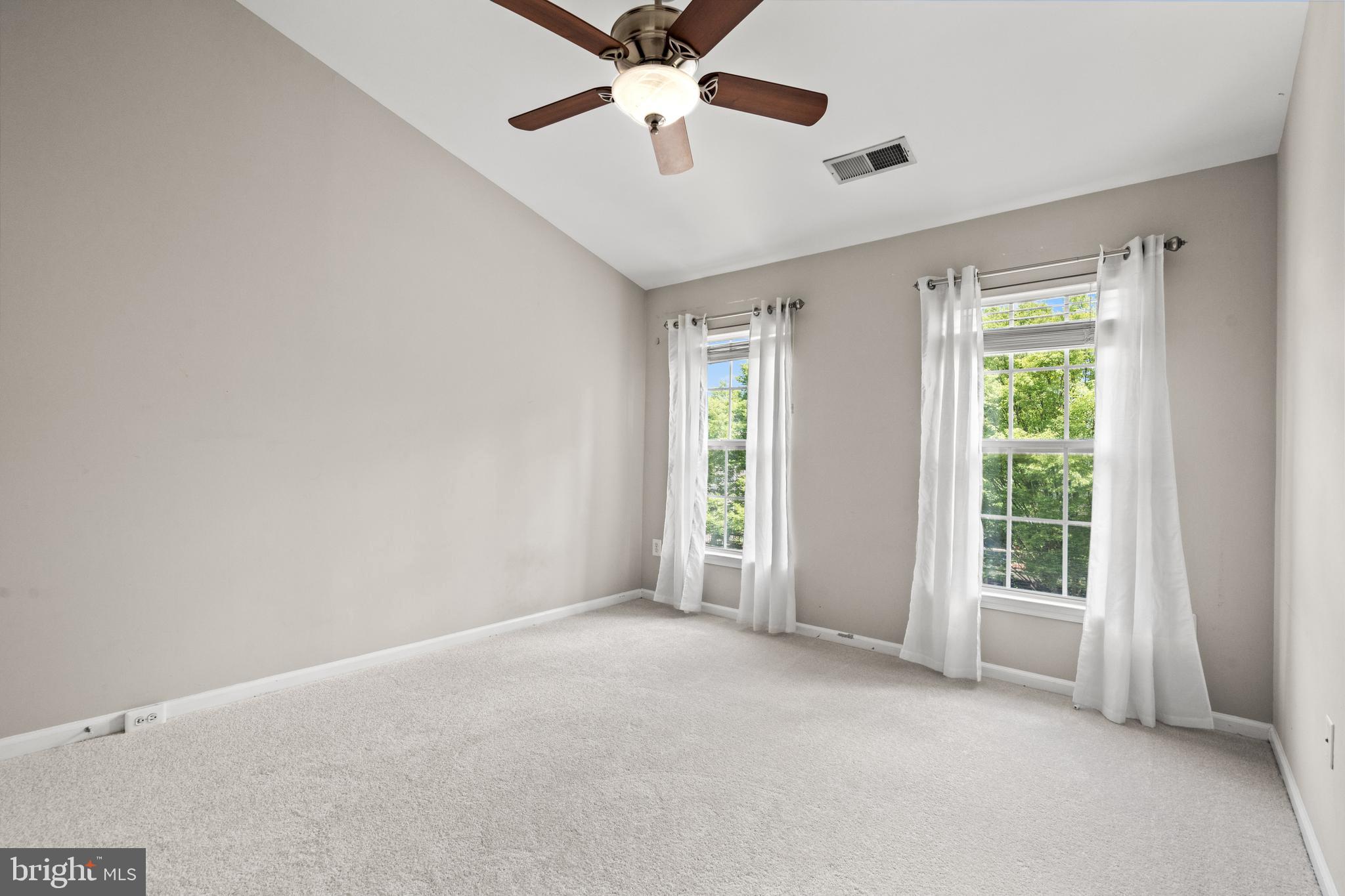 KINGSTOWNE - Residential