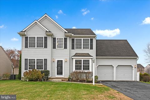 Photo of 352 Breckenridge Way, LANCASTER, PA 17601 (MLS # PALA2079958)