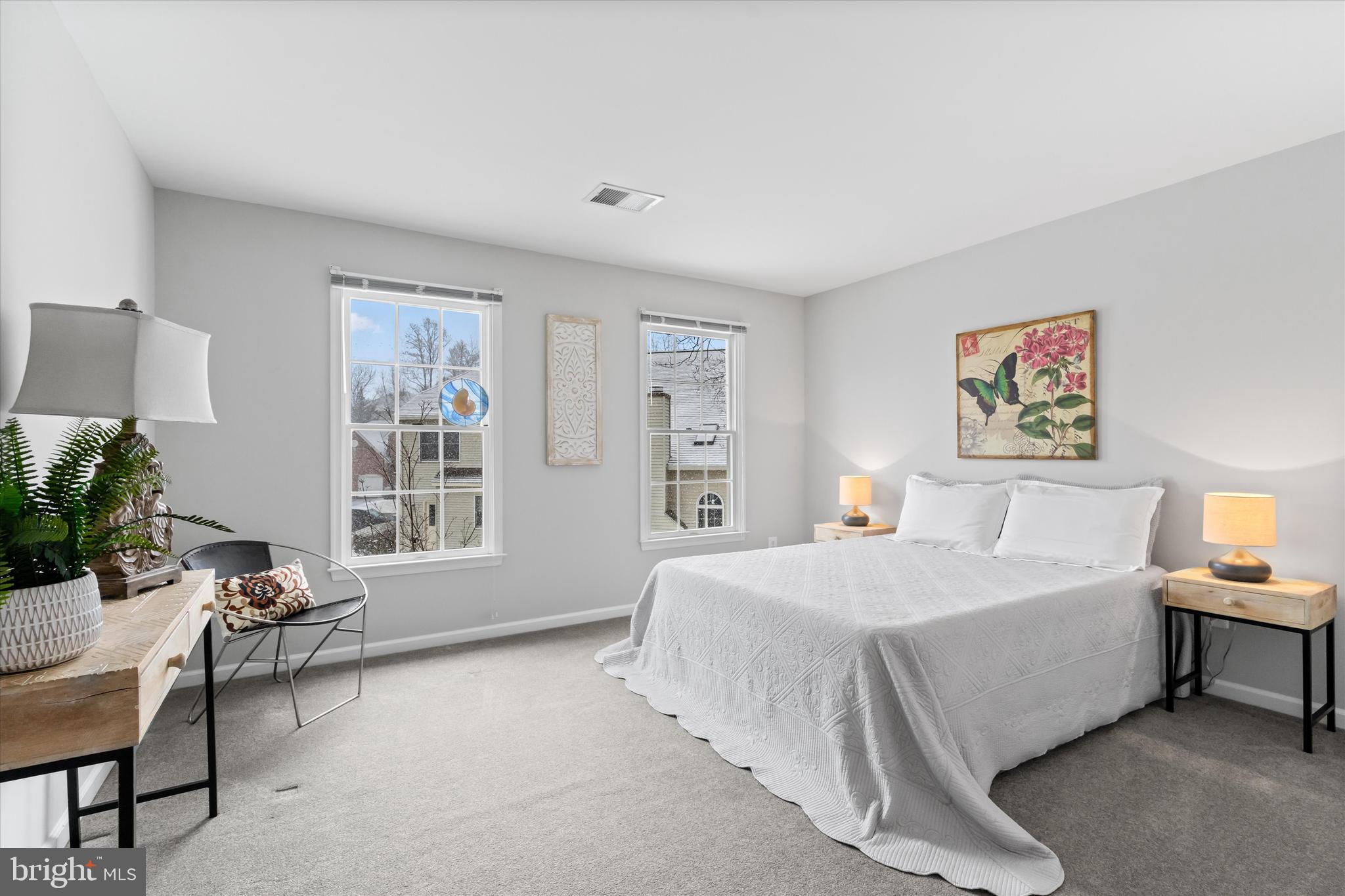 RIDGEGATE WOODS - Residential