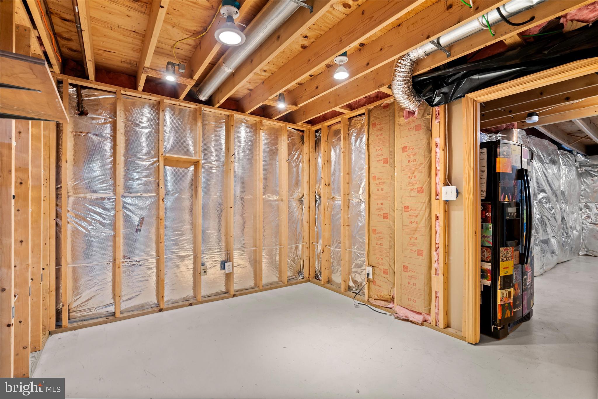 RIDGEGATE WOODS - Residential