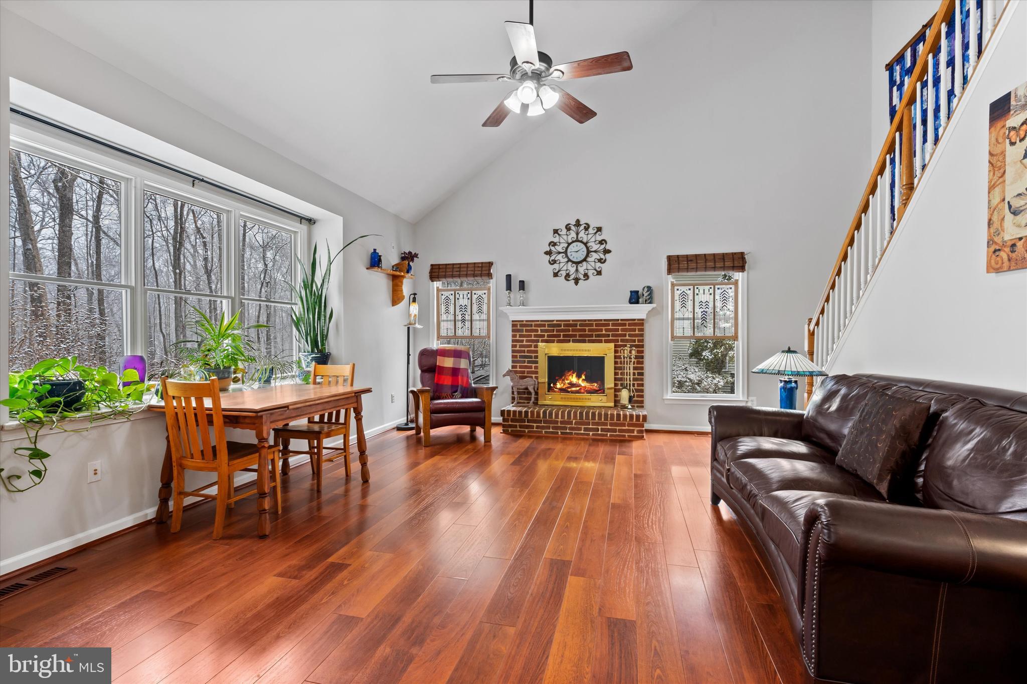 RIDGEGATE WOODS - Residential