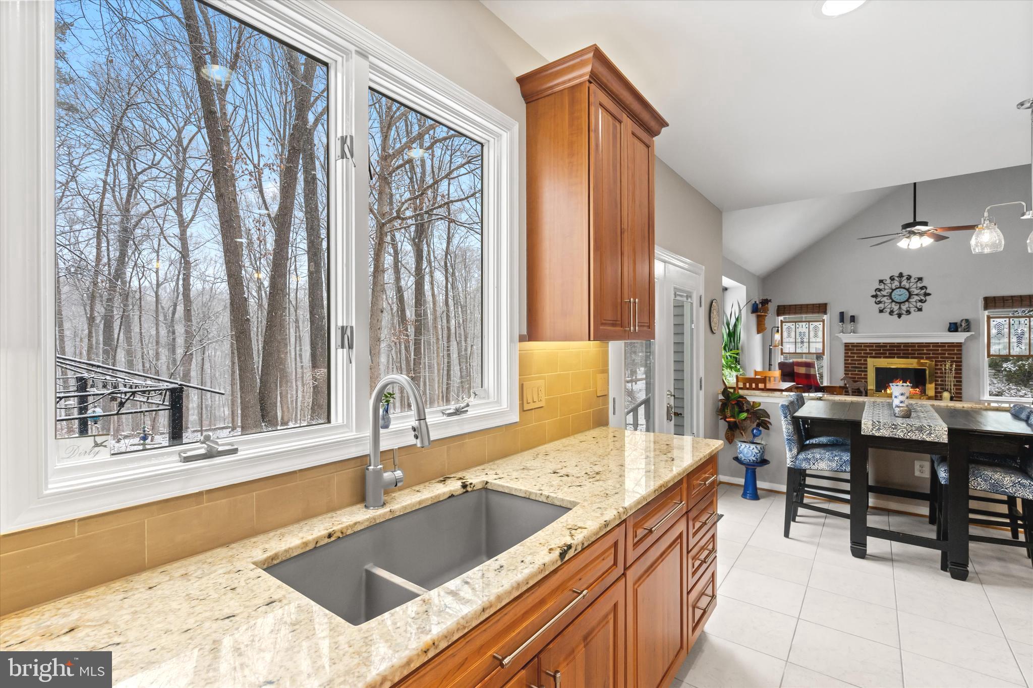 RIDGEGATE WOODS - Residential