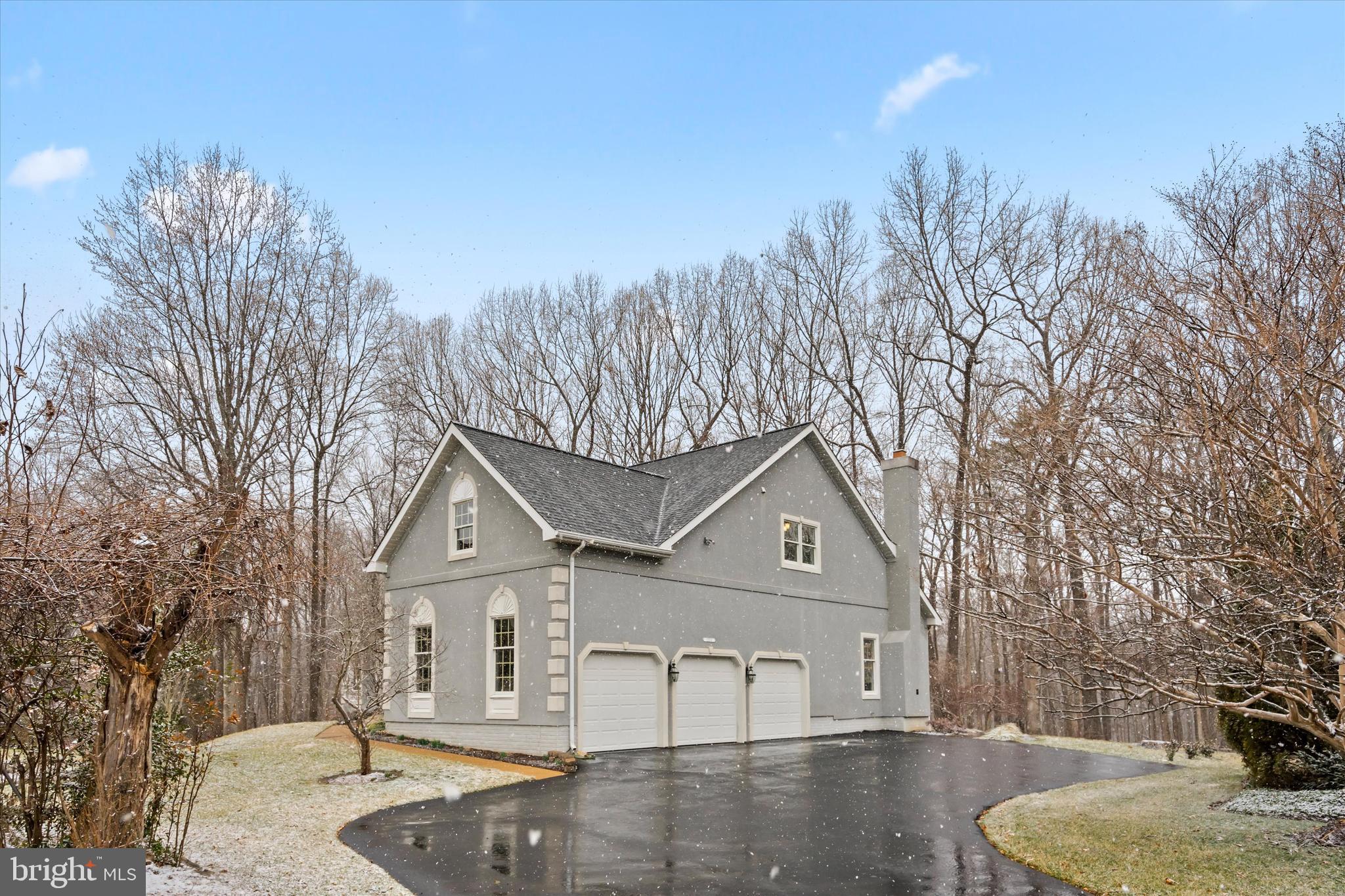 RIDGEGATE WOODS - Residential