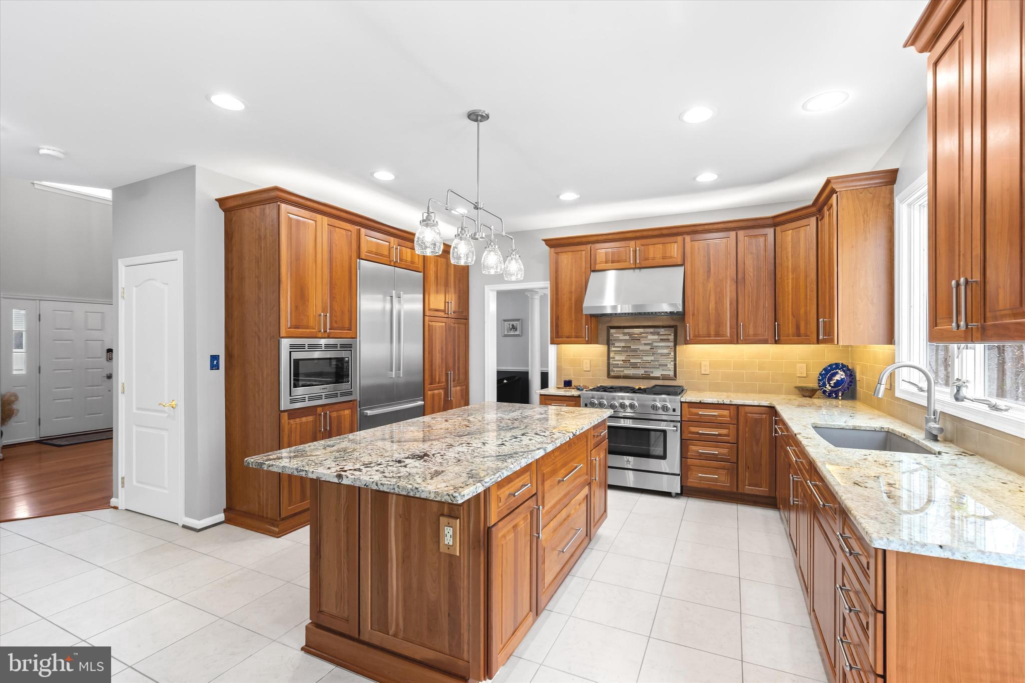 RIDGEGATE WOODS - Residential