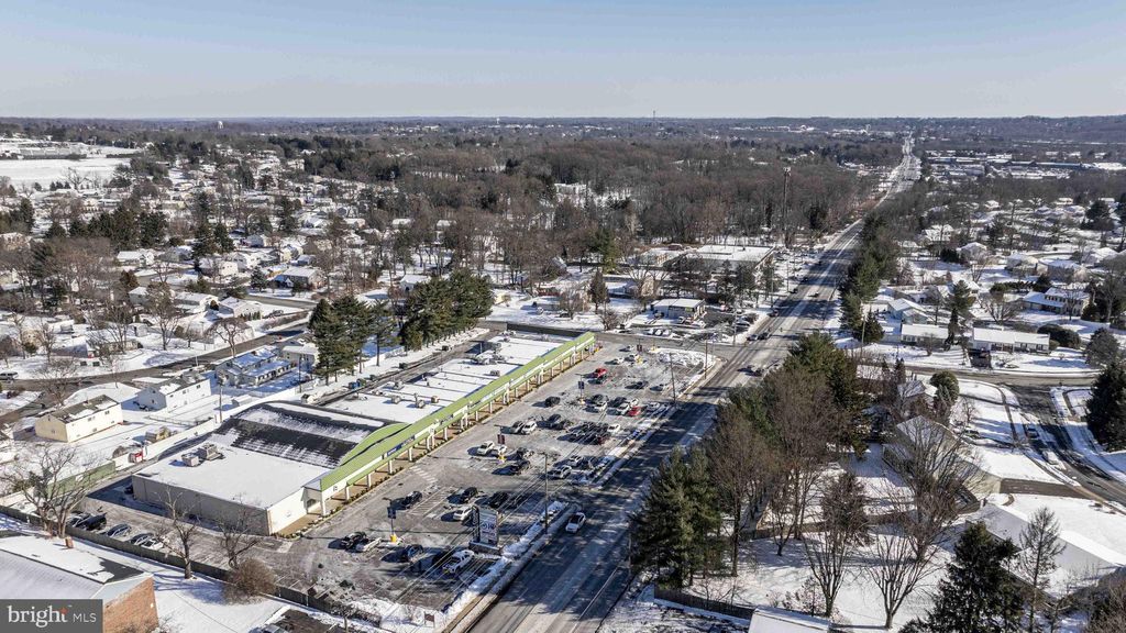 Photo of 471 E County Line Road, HATBORO, PA 19040 (MLS # PABU2087054)